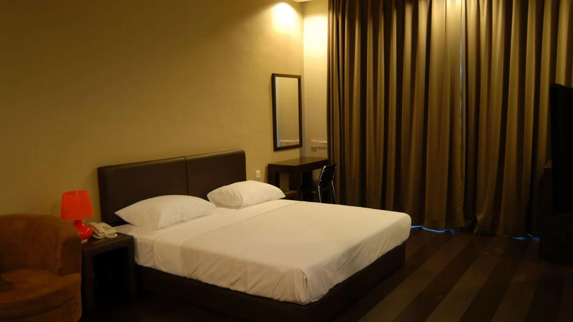 Manja Hotel Kota Kinabalu 2*,