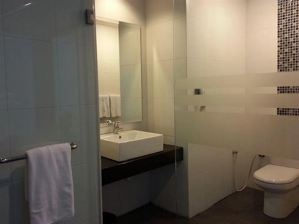 Manja Hotel Kota Kinabalu 2*,  Ma­lay­sia