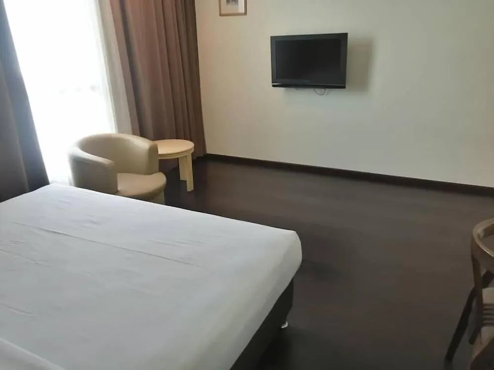 Manja Hotel Kota Kinabalu